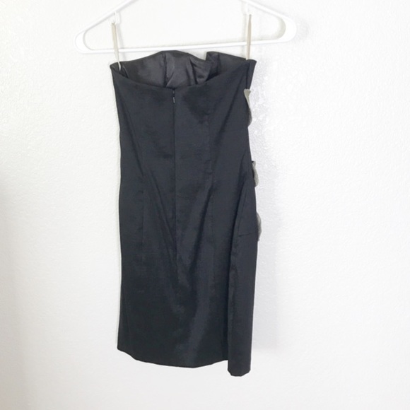 Cache Mini Dress - Picture 2 of 8